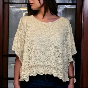 one after another NICE CLAUP Lace Crochet Poncho Top Cream Ecru     S M L
